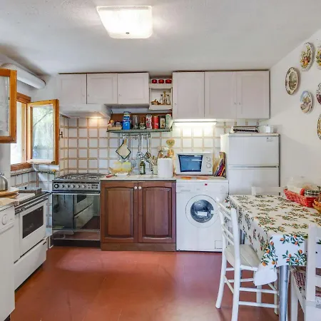 Spacious In Veneto 크레스파노 델 그라파